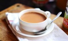 热乎乎的奶茶,热乎乎的奶茶传递温情